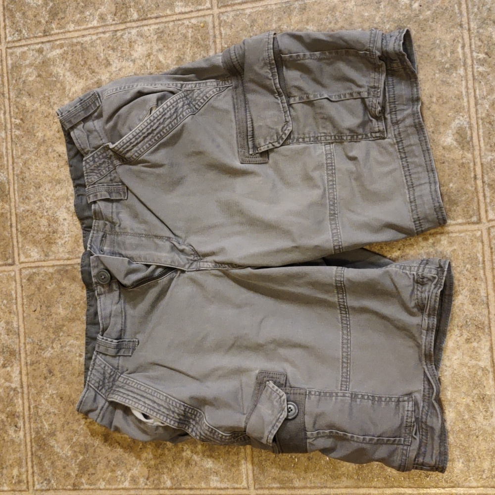 Shorts men